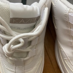 新品KAZEN    ナースシューズの画像