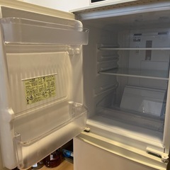 SHARP 137L 冷蔵庫の画像