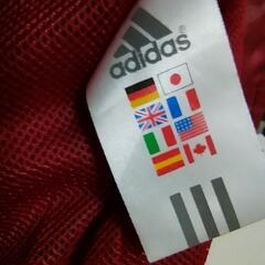 中古　子供服　adidas　ウインドブレーカーの画像