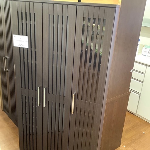 ニトリ 3枚扉本棚 カズサ【トレファク 川越店】