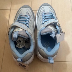 CHOOP スニーカー　22.5cm グレー・水色
の画像