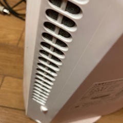 アイリスオーヤマ　セラミックファンヒーターの画像