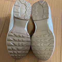 未使用　23.5センチ　インヒール　スニーカーの画像