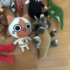ぬいぐるみ　ドキンちゃん　アイルー　ボスベイビー　セサミストリート　恐竜　ポカブ　ポケモン
の画像