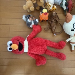 ぬいぐるみ　ドキンちゃん　アイルー　ボスベイビー　セサミストリート　恐竜　ポカブ　ポケモン
の画像