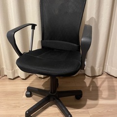 オフィスチェア　ブラック