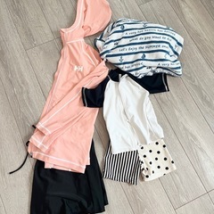 子ども水着&女性ラッシュガード、ハーフパンツ &タオル
