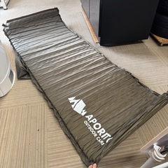 【美品‼️】アポリト シングルサイズ エアマット キャンパー アウトドア･キャンプ用品の画像
