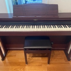 Roland 電子ピアノの画像