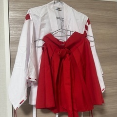 巫女風コスプレ衣装（ミニスカートタイプ）