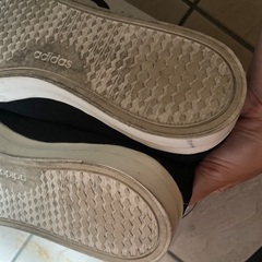 スニーカー CITY CANVAS U HQ6526 （コアブラック　adidas（アディダス）の画像