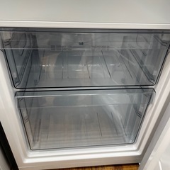 2ドア冷蔵庫の画像