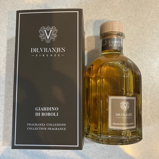 【取引完了】新品☆DR.VRANJES（ドットールヴラニエス）