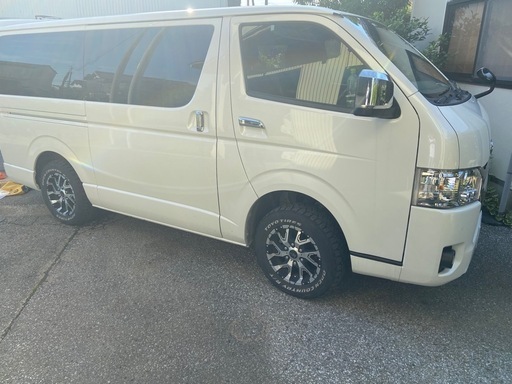 ハイエース　ホイール