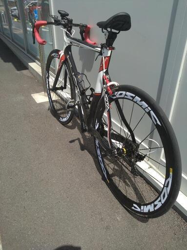 新品フレーム KUOTA kFUCTOR フルカーボンロードバイク完成車