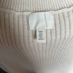 h&m ニットワンピースの画像