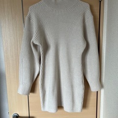 h&m ニットワンピースの画像