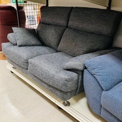 取りに来れる方限定！2人掛けソファです！