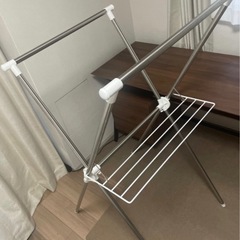 【大幅お値下げ！美品】アイリスオーヤマ洗濯物干し(6/28まで掲載)の画像