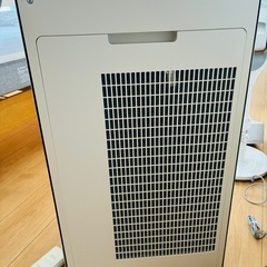 シャープ 加湿 空気清浄機 KI-RX70-W ホワイトの画像
