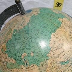 0622-042 【無料】 地球儀　ソビエト時代の古い物の画像