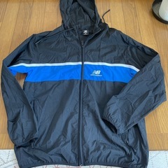 ニューバランス　NB ウインドブレーカー