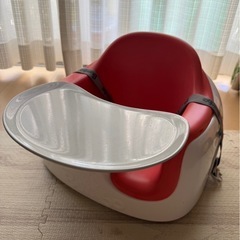 美品Bumbo バンボ　マルチシート　テーブル付き　クッションシート　ベルト付きの画像