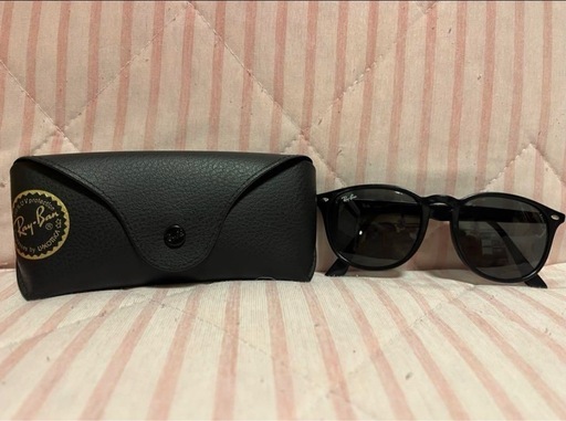 Ray-Ban ブラック サングラス ケース付き (朝倉) 津田のその他の