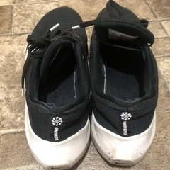 レディース　スニーカー　NIKE中古の画像