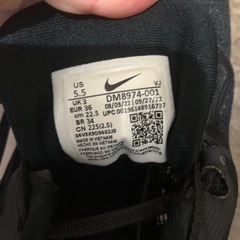 レディース　スニーカー　NIKE中古の画像
