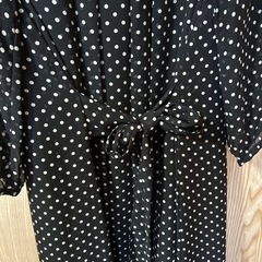 イトキン　a.v.vドット柄ワンピース　Mの画像