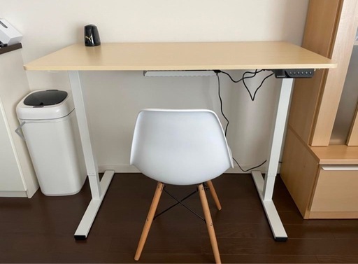 電動昇降デスク　Sanodesk