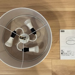 【Philips Hue(フィリップスヒュー) スマート電球付き...