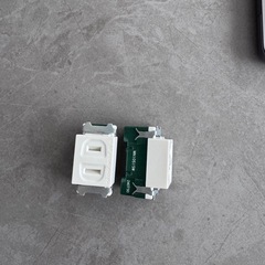 Panasonic コンセントプレート＋2口コンセント2個セットの画像