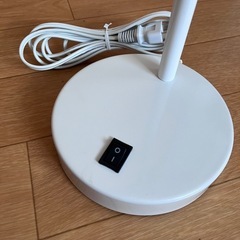 ニトリ　卓上ライト　テーブルライトの画像