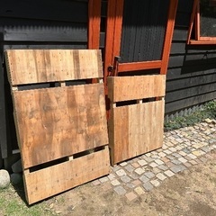無料　木パレット