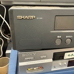 ビデオデッキ　３つセット　ジャンクの画像
