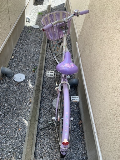 可愛い女の子の自転車(24インチ)