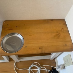サイドテーブルの画像