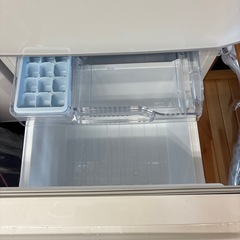三菱　20年 146L 冷凍冷蔵庫　MR-P15EE-KW1 の画像