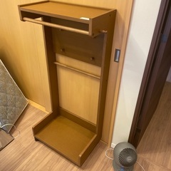 カリモク ハンガーラックAT5511
