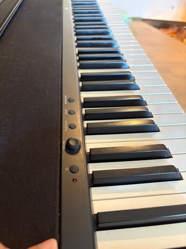 88鍵電子ピアノ 21年製
KORG