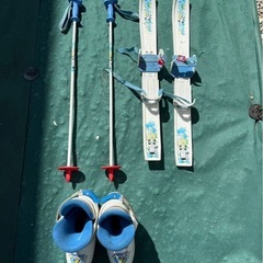 《今月値下げ》キッズスキーSETの画像