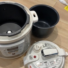 電気圧力鍋の画像