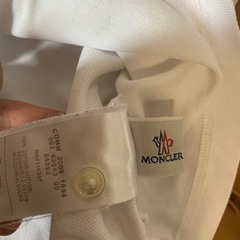 モンクレール　ポロシャツの画像