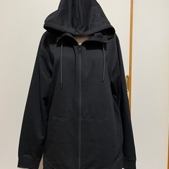 パーカー　メンズＬ
