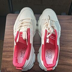 新品 24.5cm レディース スニーカー ホワイト 厚底 男女兼用 シューズ【2000-418-S】の画像