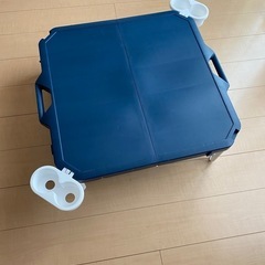 折りたたみ式ローテーブル（アウトドア・キャンプ用）／カップホルダ...