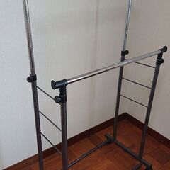２列パイプハンガー（持っていきます）の画像