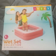 新品　プールと新品　空気入れの画像